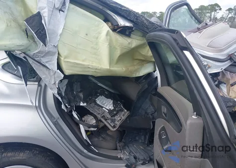 2018 Chevrolet Impala 1Lt z USA, uszkodzony, nr VIN 2G1105SA2J9163644